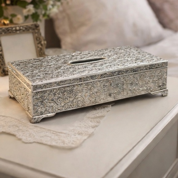 VTG International Silverplate Ornate Jewelry Box Hollywood Regency Decor Glam